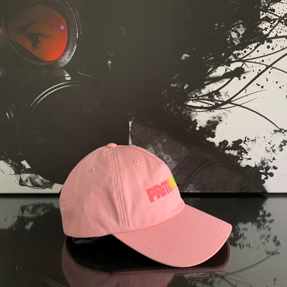 PRIMITIVE‎ WAXED CURVED PINK SNAPBACK HAT - Picture 3 of 6